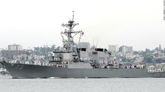 中国艦船、米軍艦に異常接近　「航行の自由」作戦中