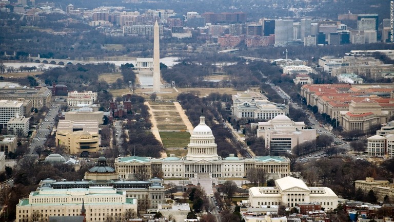 男は首都ワシントンの中心部で爆弾を爆発させる計画だった/SAUL LOEB/AFP/Getty Images