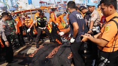 インドネシア機墜落、搭乗１８９人全員死亡の恐れ　捜索当局
