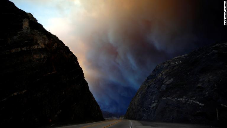 有名人も多く住むマリブにも山火事の影響が出ている/Eric Thayer/Reuters