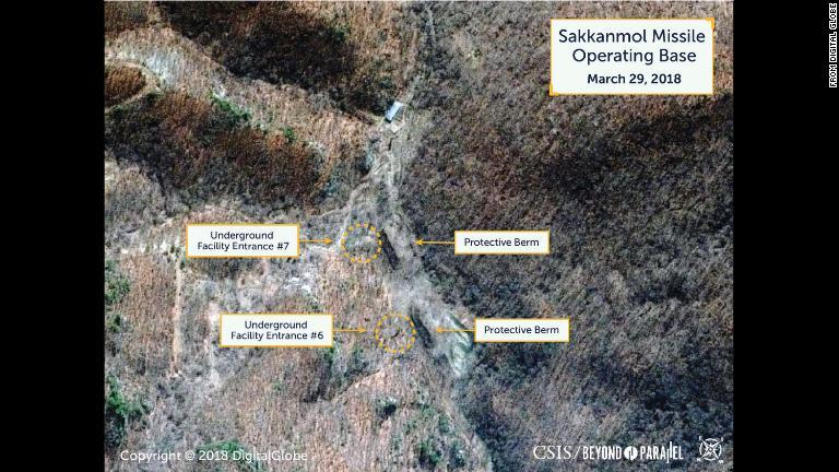 サッカンモルにあるミサイル基地の衛星画像＝２０１８年３月２９日/from Digital Globe