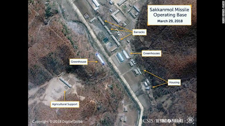 サッカンモルにあるミサイル基地の衛星画像＝２０１８年３月２９日/from Digital Globe