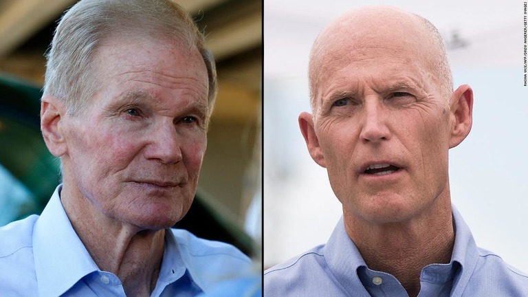 フロリダ州上院選は共和党候補のスコット氏（右）が現職のネルソン氏を破った/RHONA WISE/AFP/Drew Angerer/Getty Images