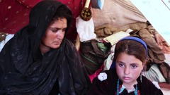 「娘を売るしかなかった」、厳しい干ばつで住む場所追われ　アフガン