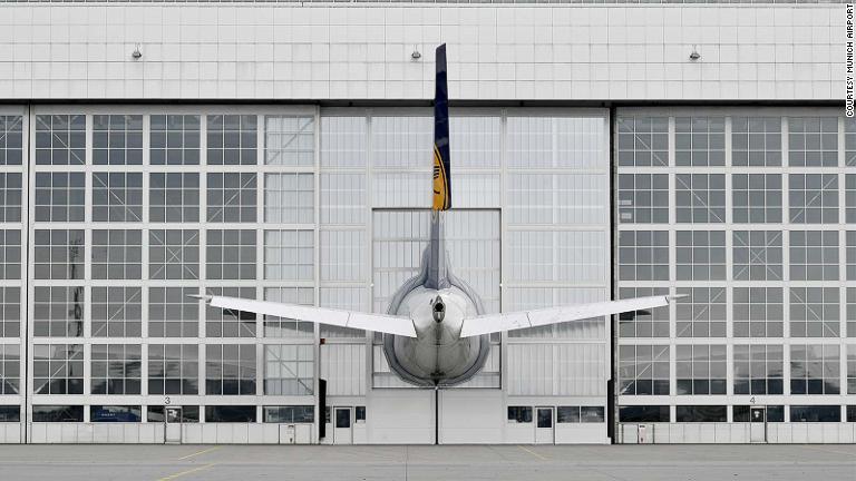 尾翼部分が約６．６メートル、はみ出す形になる/Courtesy Munich Airport