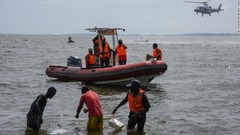 ビクトリア湖で船が転覆、３５人死亡　ウガンダ