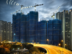 写真家ピーター・スタインハウアー氏は２０年にわたった香港のビルを撮影し続けている