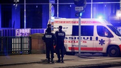 仏ストラスブールで銃撃　２人死亡、１０人負傷　容疑者は逃走