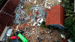 被災した地域を上空からとらえた画像＝２３日、インドネシア・カリタ