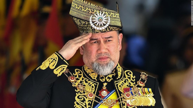 ２０１６年に即位した第１５代国王のムハンマド５世/MOHD RASFAN/AFP/AFP/Getty Images