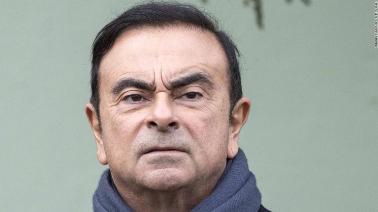 東京地検が日産のゴーン前会長を追起訴/ETIENNE LAURENT/AFP/Getty Images