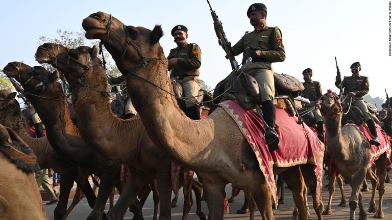 インド軍では不審なアカウント対する警戒を呼びかけている/DOMINIQUE FAGET/AFP/AFP/Getty Images