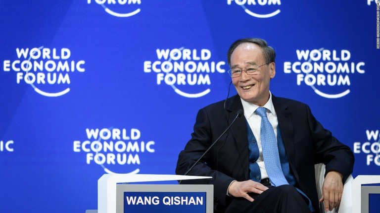 ダボス会議に出席した中国の王岐山・国家副主席/FABRICE COFFRINI/AFP/Getty Images