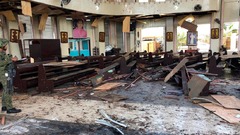 大聖堂で２度の爆発、１７人死亡　フィリピン南部ホロ島