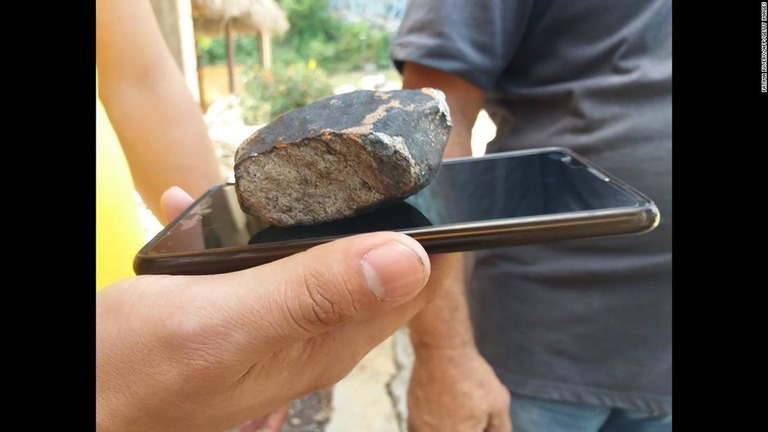 キューバで隕石とみられるものが見つかった/FATIMA RIVERO/AFP/Getty Images