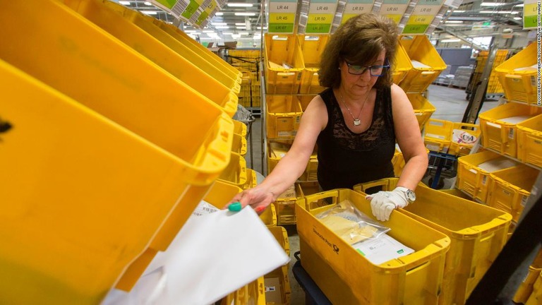 ドイツポストが郵便物を電子メールで受け取れる新サービスの提供を開始した/Bloomberg/Bloomberg/Bloomberg via Getty Images