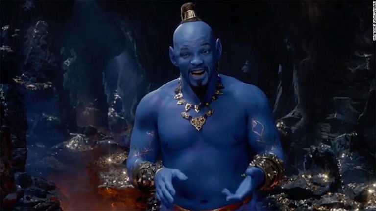 実写版「アラジン」で青い肌の魔人、ジーニーを演じるウィル・スミス/Walt Disney Studios/Youtube