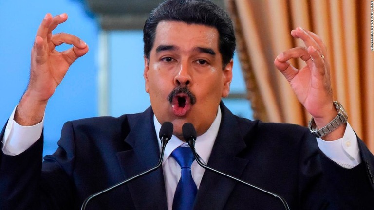 ベネズエラのマドゥロ大統領がブラジルとの国境を閉鎖すると宣言/JUAN BARRETO/AFP/AFP/Getty Images