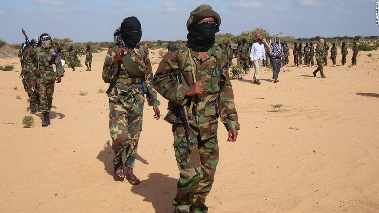米軍がソマリア空爆でシャバブの戦闘員３５人を殺害した/Getty Images/File