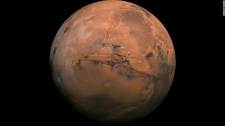 着陸 火星 中国の火星探査車「祝融号」が火星の地表を走行、画像も公開