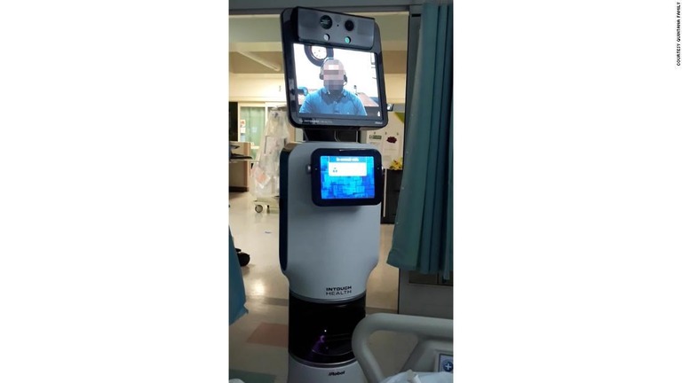 ロボットの画面越しに患者の死が近いことを告げた病院の対応が物議を醸している/Courtesy Quintana Family