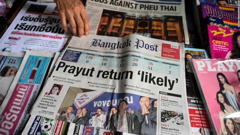 タイで行われた総選挙に対し、監視団体から公正さを欠くと批判する声が上がっている/YE AUNG THU/AFP/Getty Images