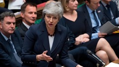 英議会、ＥＵ離脱代替８案を全て否決　メイ首相、離脱実現なら「辞任」