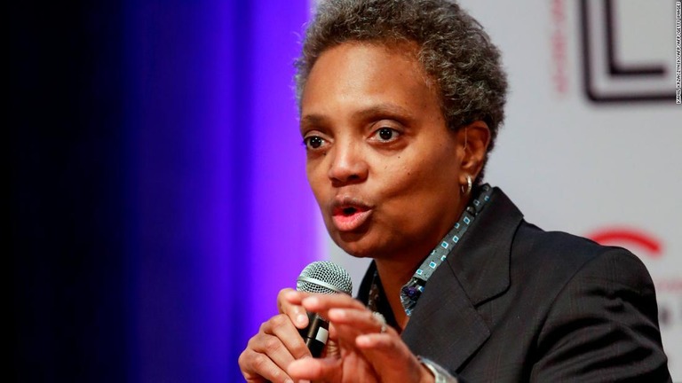 アフリカ系女性として初めてシカゴの市長となるローリ・ライトフット氏/KAMIL KRZACZYNSKI/AFP/Getty Images