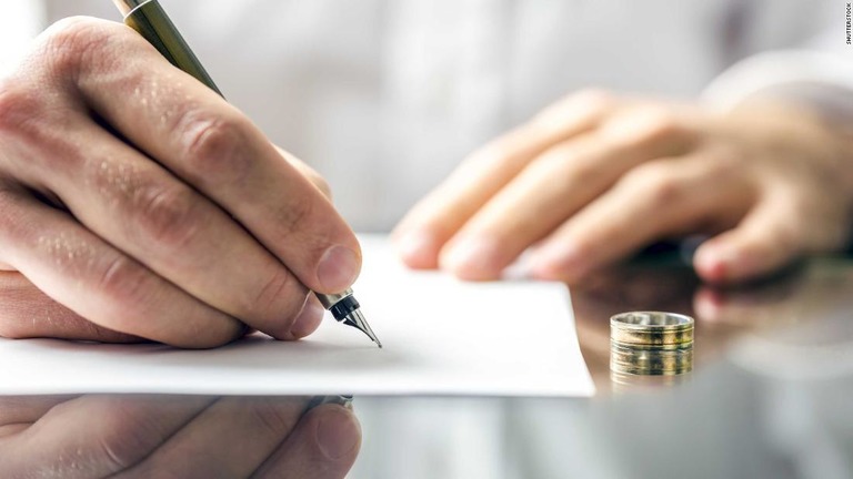 英国で離婚手続きを定めた法律の改正が発表された/Shutterstock
