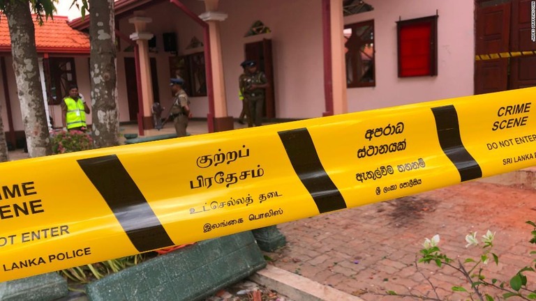スリランカでの爆発をめぐり、約４０人が拘束された/James Griffiths/CNN