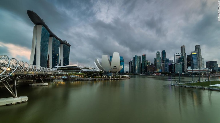 シンガポールでインターネットを使った性的嫌がらせが犯罪に/Rustam Azmi/Getty Images