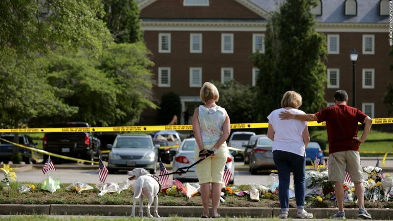 米バージニア州での銃乱射事件の容疑者は、犯行当日に辞表を提出していたという/Chip Somodevilla/Getty Images