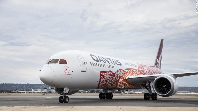 カンタス航空はパースとロンドンを結ぶ直行便にボーイング７８７型機を選定。それを上回る長距離の便に使用する機体を間もなく選ぶ/Courtesy Qantas