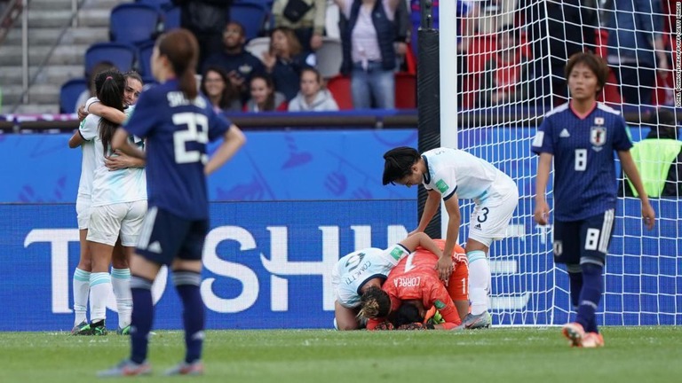 Cnn Co Jp サッカー女子ｗ杯 アルゼンチン なでしこと引き分けて歴史的な勝ち点１