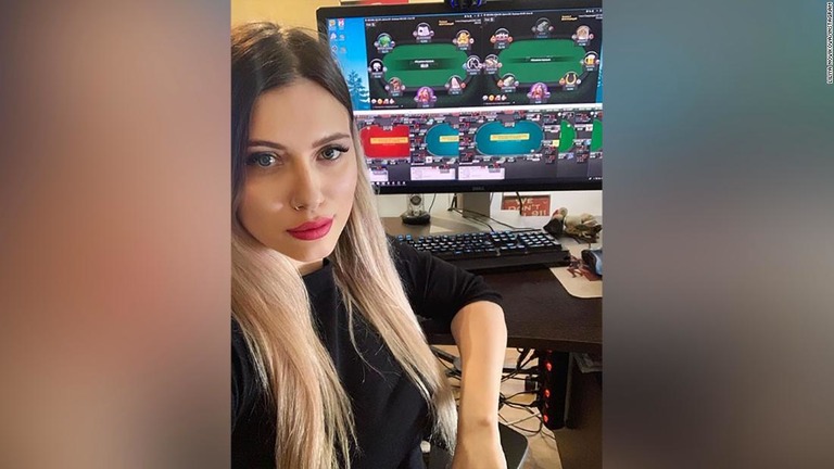 オンラインポーカーのトッププレーヤーとして活躍していたリーリャ・ノビコワさん/Liliya Novikova/Instagram