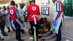 子ども３人が相次ぎ自爆、３０人死亡　ナイジェリア