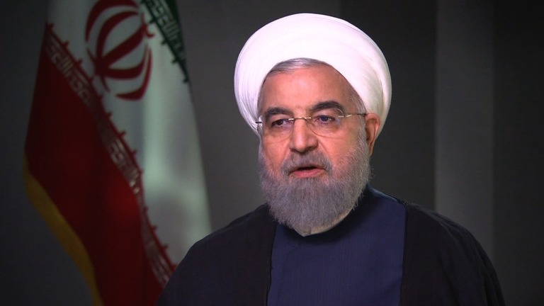 イランのロハニ大統領。保有するウランの濃縮度について、核合意で定められた上限を超えるレベルに高める方針を明らかにした