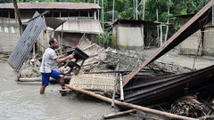 洪水や土砂崩れで死者１００人超、さらに増える恐れも　ネパールなど３カ国
