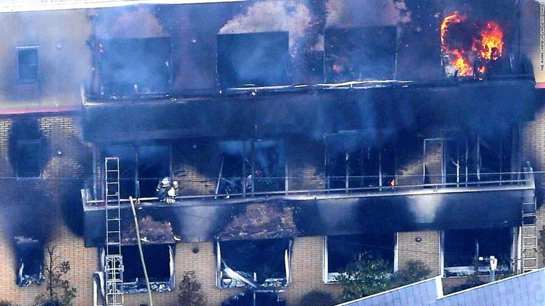 火災を上空から捉えた写真＝１８日、京都府/The Asahi Shimbun via Getty Images