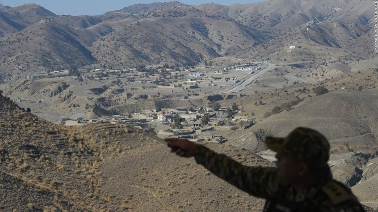 アフガニスタンとの国境に近いパキスタンの北ワジリスタン地区/FAROOQ NAEEM/AFP/AFP/Getty Images