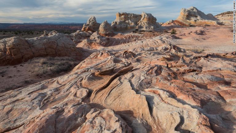 米アリゾナ州のバーミリオン・クリフは米国でも指折りの絶景ポイントとして知られる/Prisma by Dukas/UIG/Getty Images