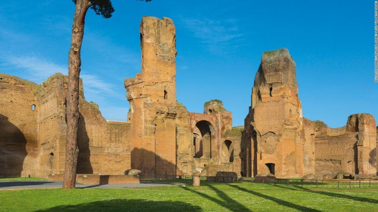 古代ローマ時代の遺跡「カラカラ浴場」/Education Images/Universal Images Group via Getty Images