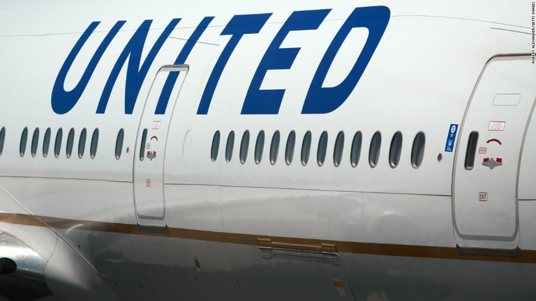 飲酒の疑いでパイロット２人が逮捕され、便がキャンセルとなった/Robert Alexander/Getty Images