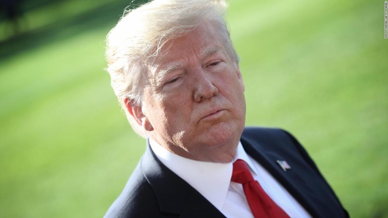 米国のトランプ大統領。米企業の中国からの撤退を求めたツイートに対して、「権限」があると述べた/Win McNamee/Getty Images