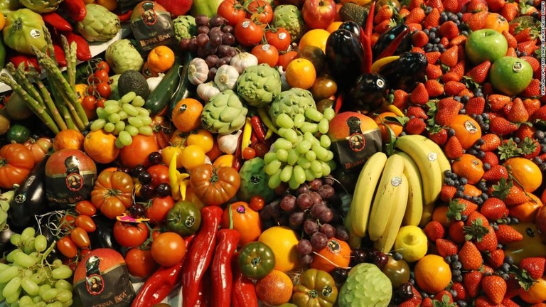 菜食主義の場合も、特定の栄養分の欠乏に注意を払う必要があるという/Sean Gallup/Getty Images Europe/Getty Images