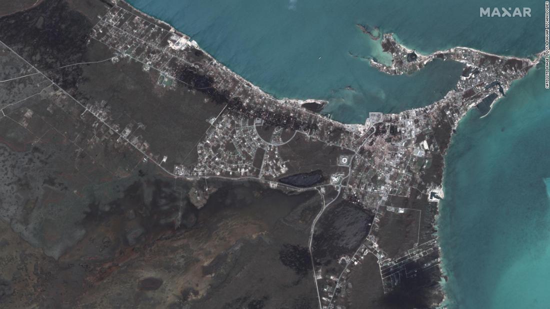 被災後のマーシュハーバー全景＝２０１９年９月５日/Satellite image ©2019 Maxar Technologies
