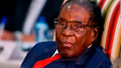 ジンバブエのムガベ前大統領が死去、９５歳　３７年の長期統治