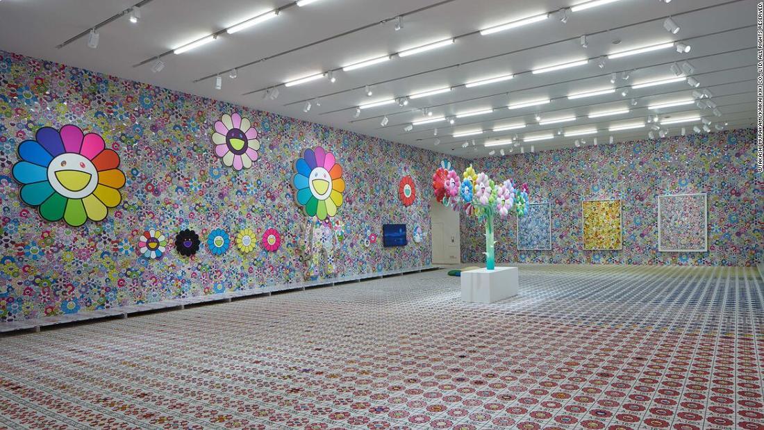 アコヤ真珠は他の真珠と比べるとやや小ぶりだという/©︎ Takashi Murakami/Kaikai Kiki Co., Ltd. All Rights Reserved.