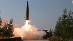 北朝鮮、飛翔体２発を発射　５月以来１０回目