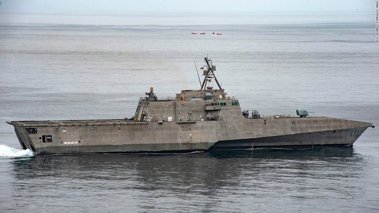 新型ミサイルを搭載した米海軍艦が太平洋を航行中だという/MC3 Josiah J. Kunkle/US Navy